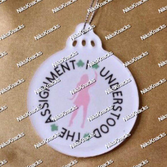 Pink & Green Holiday Magic! Sorority-Inspired Flat Ornaments – Pretty Pose - Picture 5 of 11